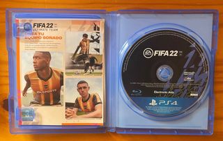 PS4 Slim 500GB + mando + 6 juegos – funciona bien