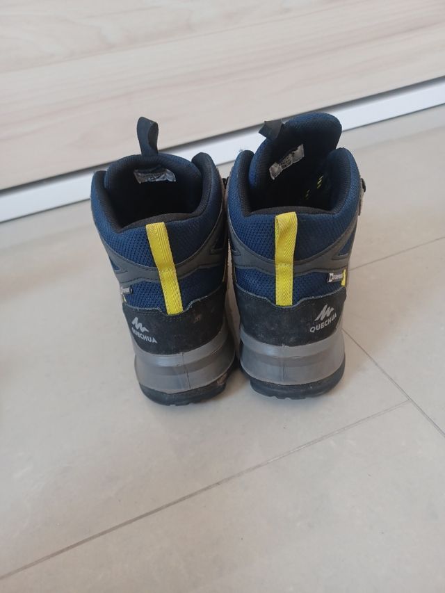 Botas de montaña niño MH500