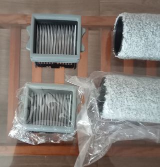 Accesorios aspiradora: 2 filtros y 2 rodillos