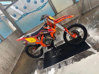 KTM 250 4t Edición Especial 2021