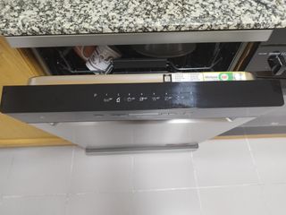 Lavavajillas Whirlpool 6th Sense