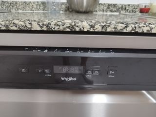 Lavavajillas Whirlpool 6th Sense