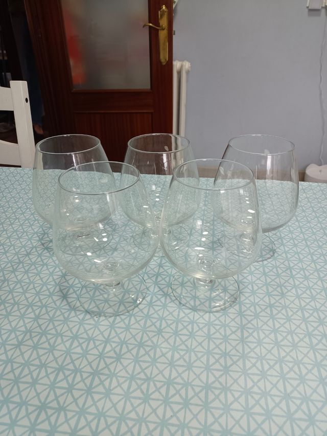 5 copas de coñac de cristal