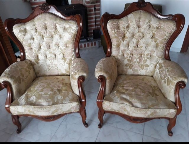 2 Sillones Clásicos Tapizados