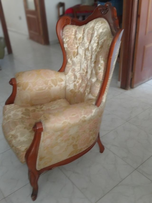 2 Sillones Clásicos Tapizados