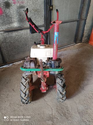 Motocultor Alfa con accesorios