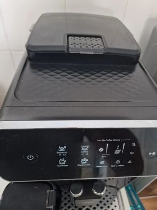 Cafetera Philips Serie 2200