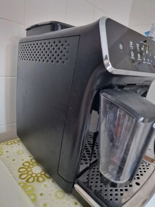 Cafetera Philips Serie 2200