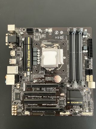 Placa Base Gigabyte GA-B85M-D3H LGA1150