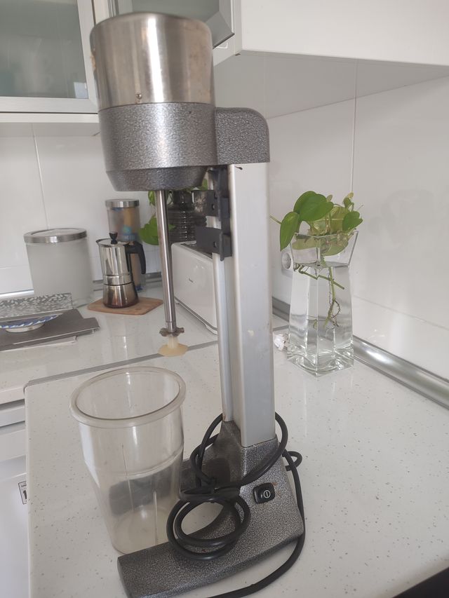 Batidora profesional de pie Minotti