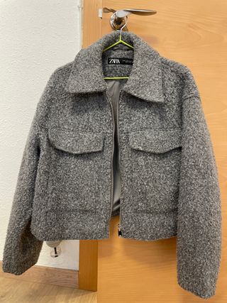 Chaqueta Zara gris
