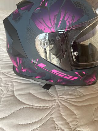 Casco Moto LS2 Negro y Rosa Talla S