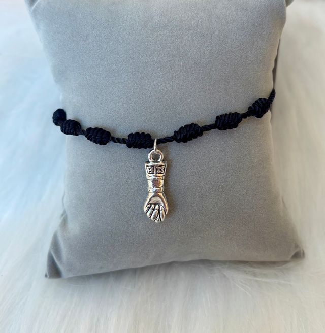 Pulsera 7 Nudos con amuleto Protección y Suerte