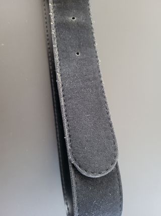 Cintura donna nera con fibbia dorata