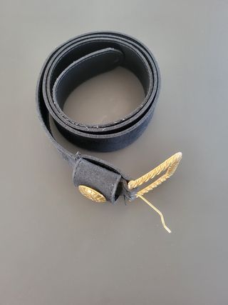 Cintura donna nera con fibbia dorata