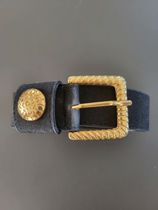 Cintura donna nera con fibbia dorata