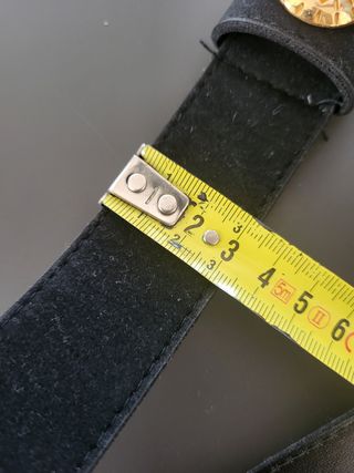 Cintura donna nera con fibbia dorata