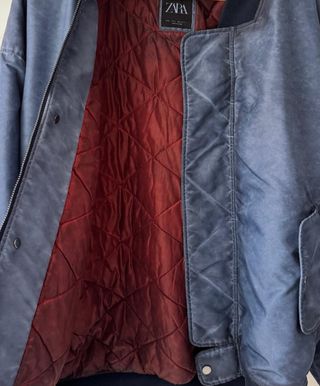 Bomber Zara efecto lavado azul