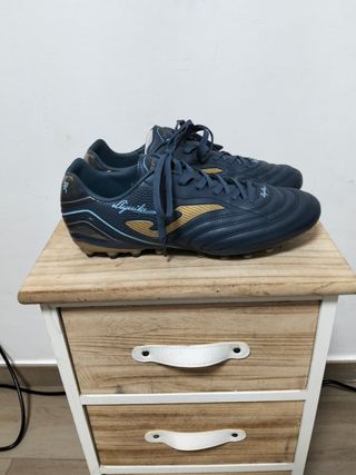 Botas de fútbol Joma Agila nuevas
