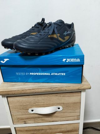 Botas de fútbol Joma Agila nuevas