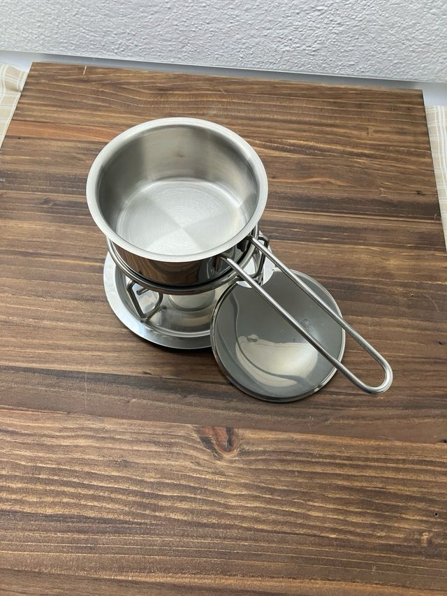 Casseruola per sciogliere il cioccolato