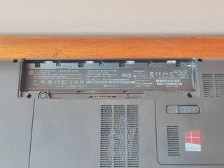 HP Pavilion con cargador sin BATERIA