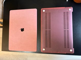Funda Piel Rosa Macbook Pro 16