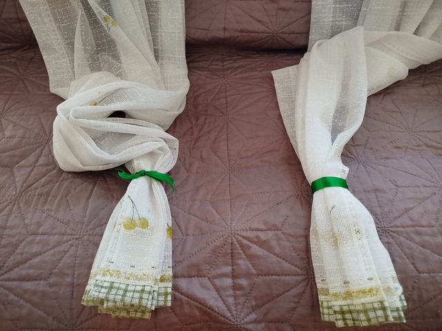 Cortina de cocina blanca y verde