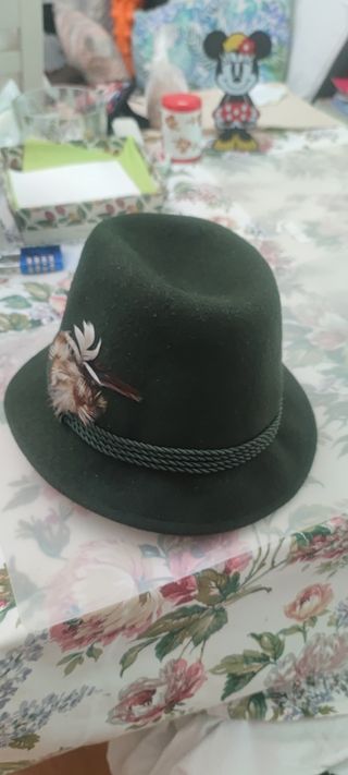 Sombrero de hombre verde