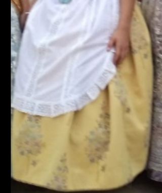 Falda de fallera tapicería floral