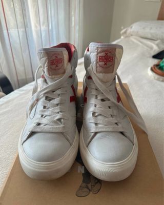 Deportivas Munich Blancas y Rojas