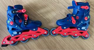 Patines en línea infantiles azules y rojos 
