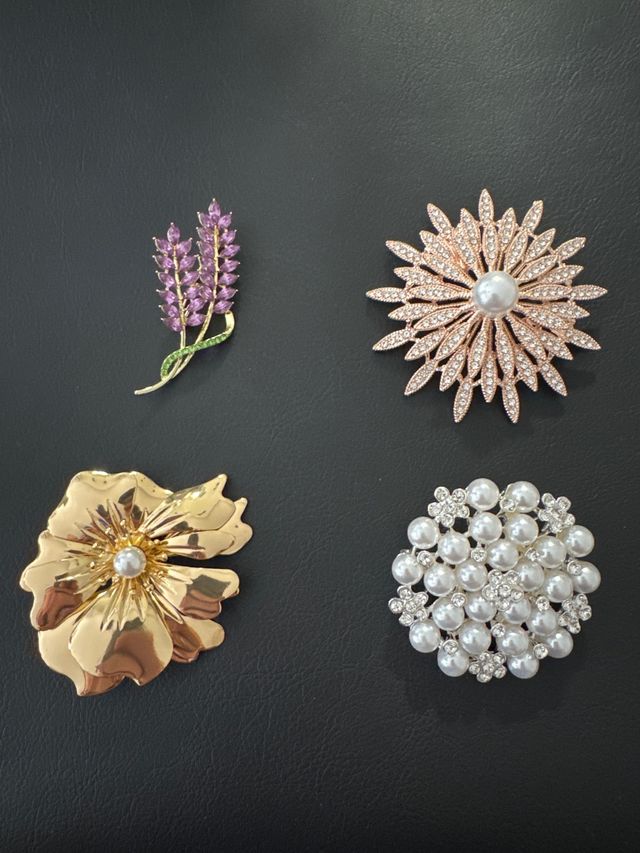 Set 4 Broches Elegantes Flor y Lavanda