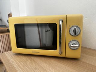 Microondas Cecotec Retro Amarillo