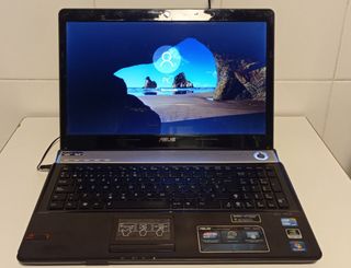 Portátil Asus i5 X64J