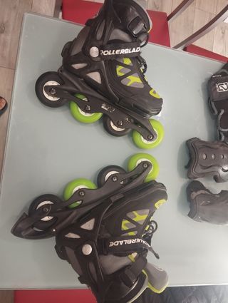 Patines en línea Rollerblade + protecciones