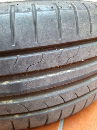 Neumático Dunlop Sport BluResponse 205/55 R16
