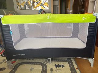 Cuna de viaje plegable. Colchón incluido 