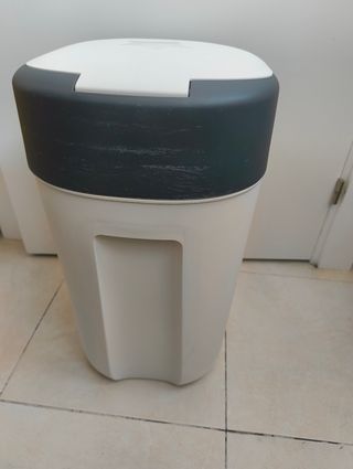 Contenedor Pañales Tommee Tippee +6 Recambios