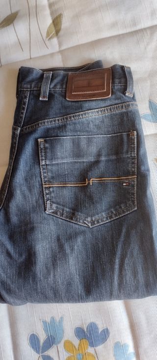 Vaqueros Tommy Hilfiger 30/34
