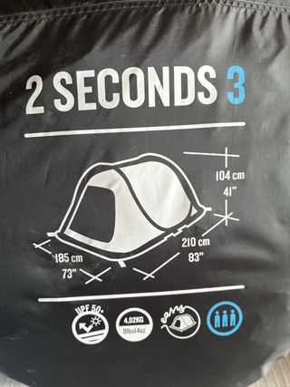 2 Tiendas de campaña Quechua fresh and black
