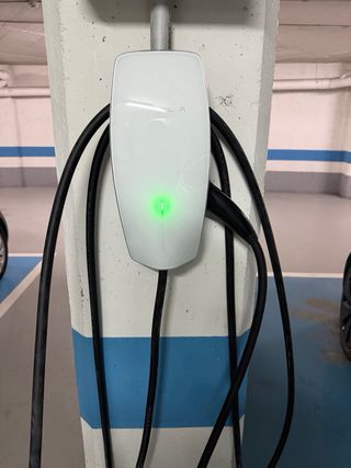 Cargador Tesla Wall Connector Gen 3