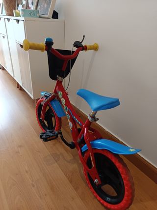 Bicicleta Patrulla Canina Roja y Azul