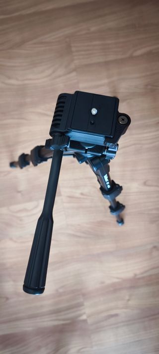 Trípode Velbon CX Mini con funda