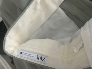Traje ZARA verde pastel