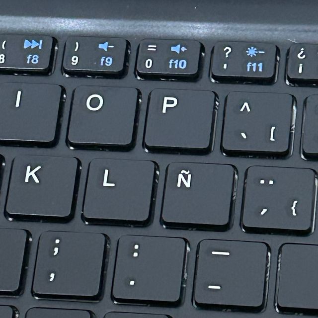 SENGBIRCH Custodia per tastiera iPad Air 11 M2 2024/M3 2025