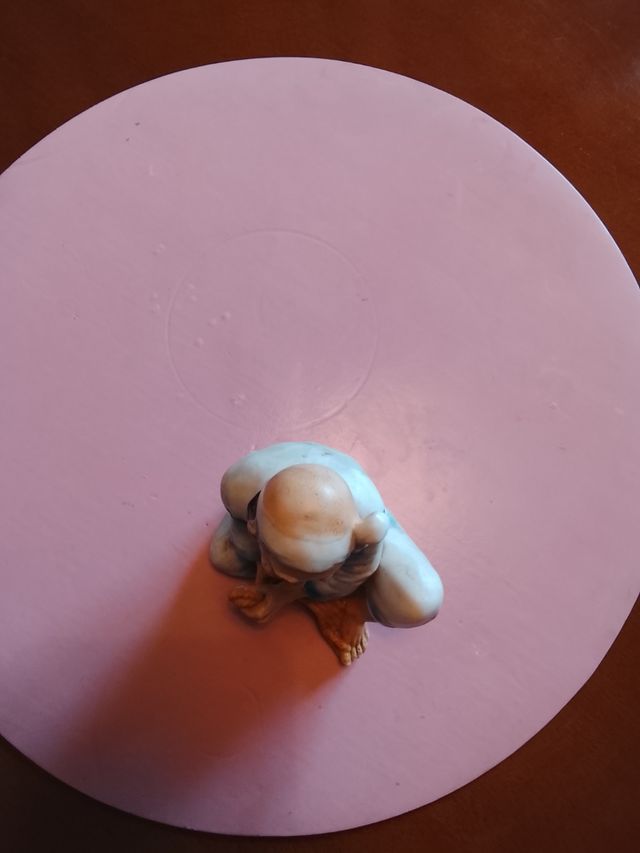 Figura de pescador de cerámica