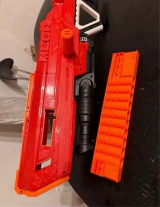 Nerf Mega Fucile Giocattolo Rosso