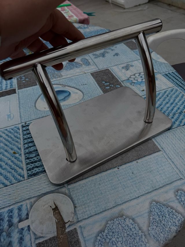 Soporte reposapiés para barbería Acero 4.unidades