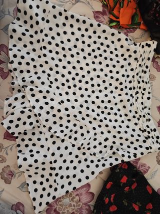 Falda pantalón lunares talla S